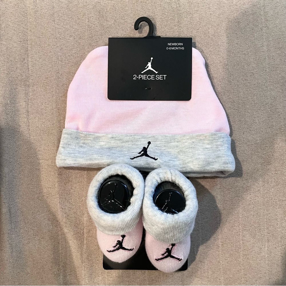 NWT Baby Girl Jordan Beanie and Bootie Set, 0-6 mos